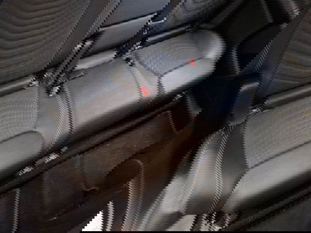 Mercedes-Benz GLB usata a Potenza (16)