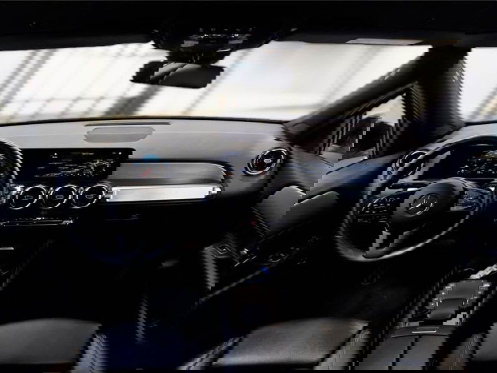 Mercedes-Benz GLB usata a Potenza (9)