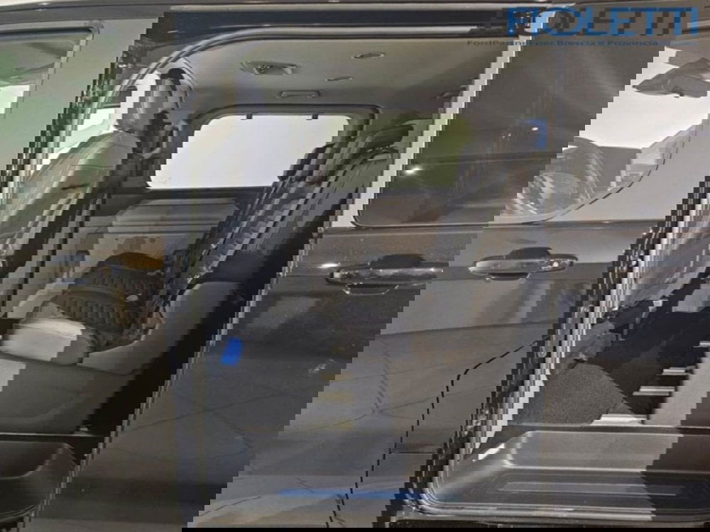 Ford Tourneo Custom nuova a Brescia (14)