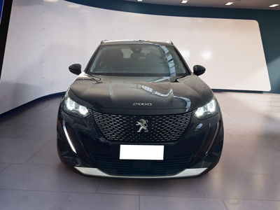 Peugeot 2008 1.2 puretech Active s&amp;s 100cv del 2022 usata a Torino
