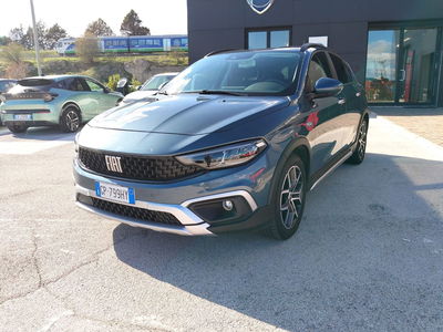 Fiat Tipo Tipo 1.6 Mjt S&amp;S 5 porte Cross del 2023 usata a Matera