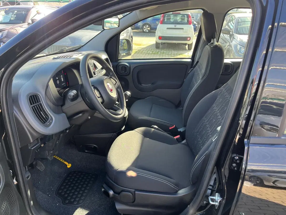 Fiat Panda nuova a Milano (11)