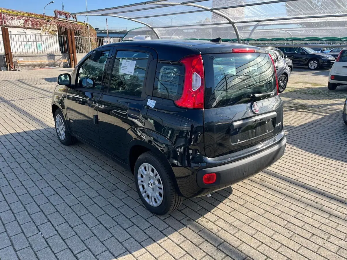 Fiat Panda nuova a Milano (6)