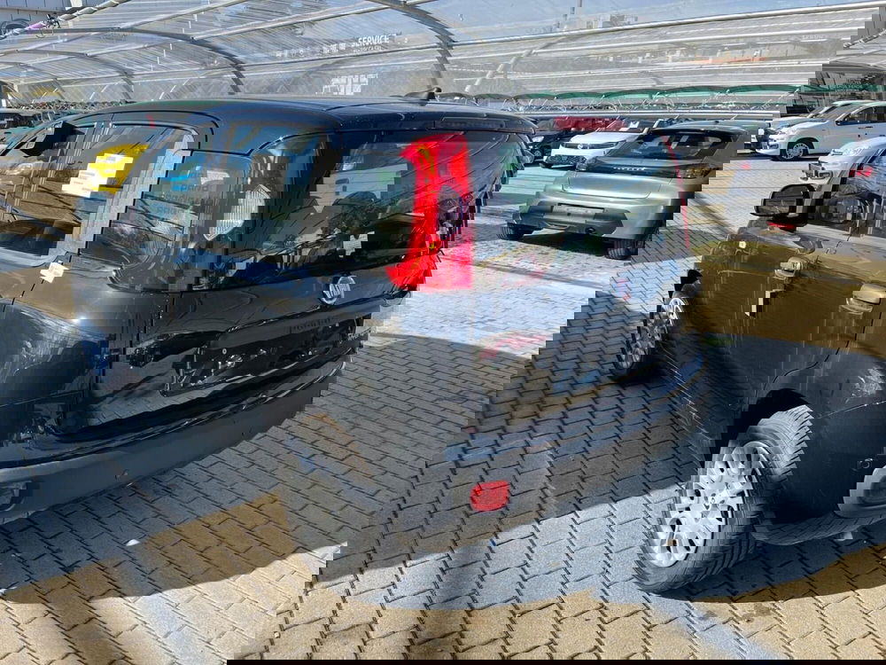 Fiat Panda nuova a Milano (6)