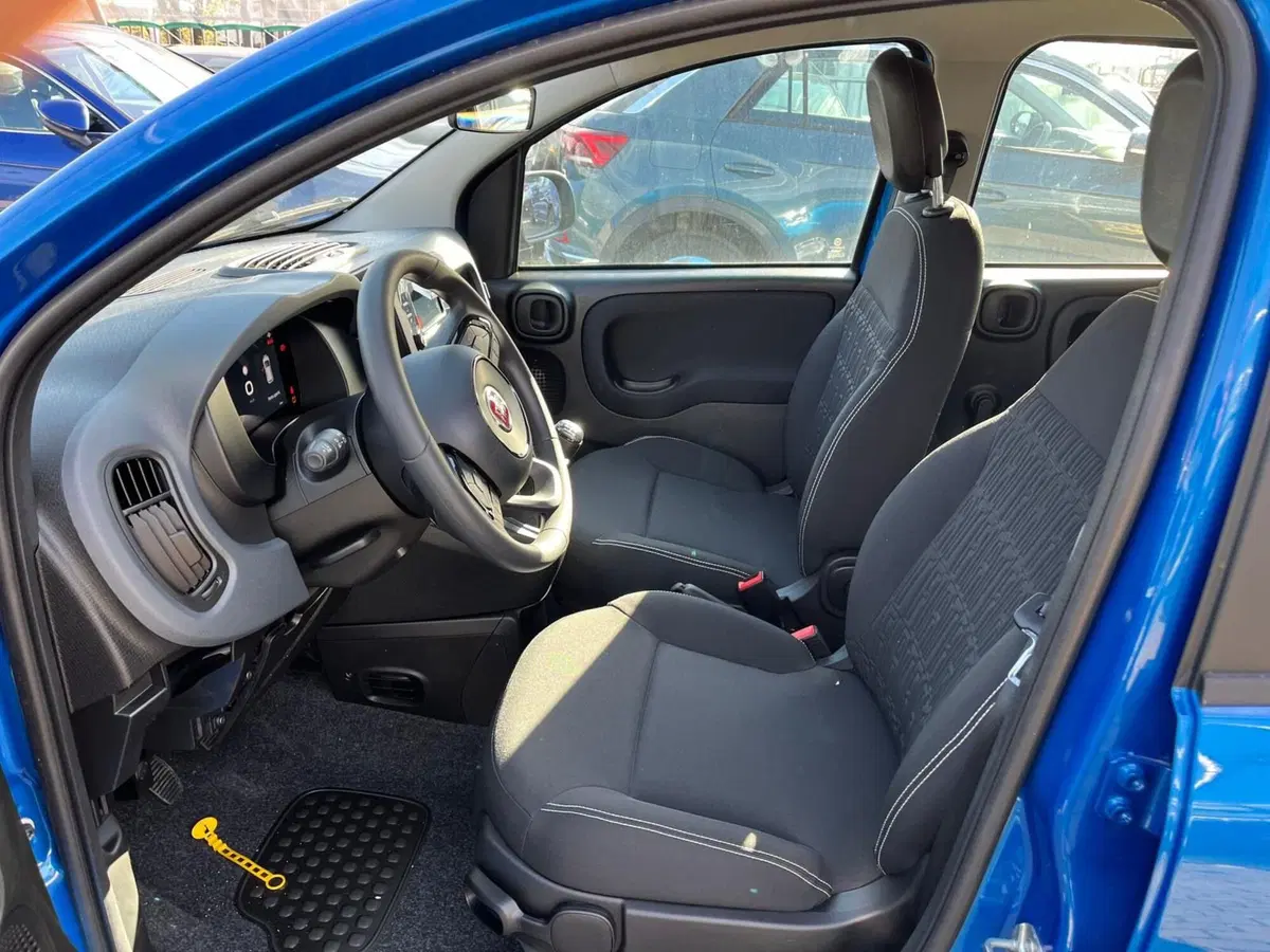 Fiat Panda nuova a Milano (11)