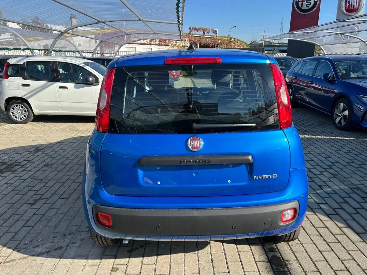 Fiat Panda nuova a Milano (8)