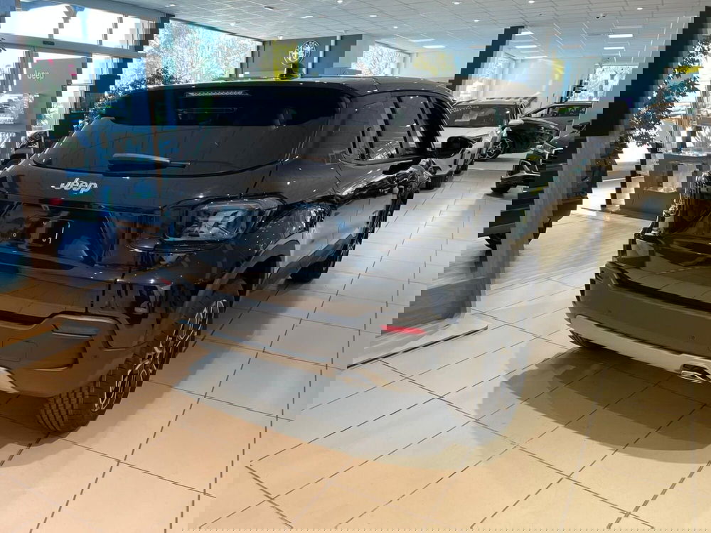 Jeep Avenger nuova a Milano (7)