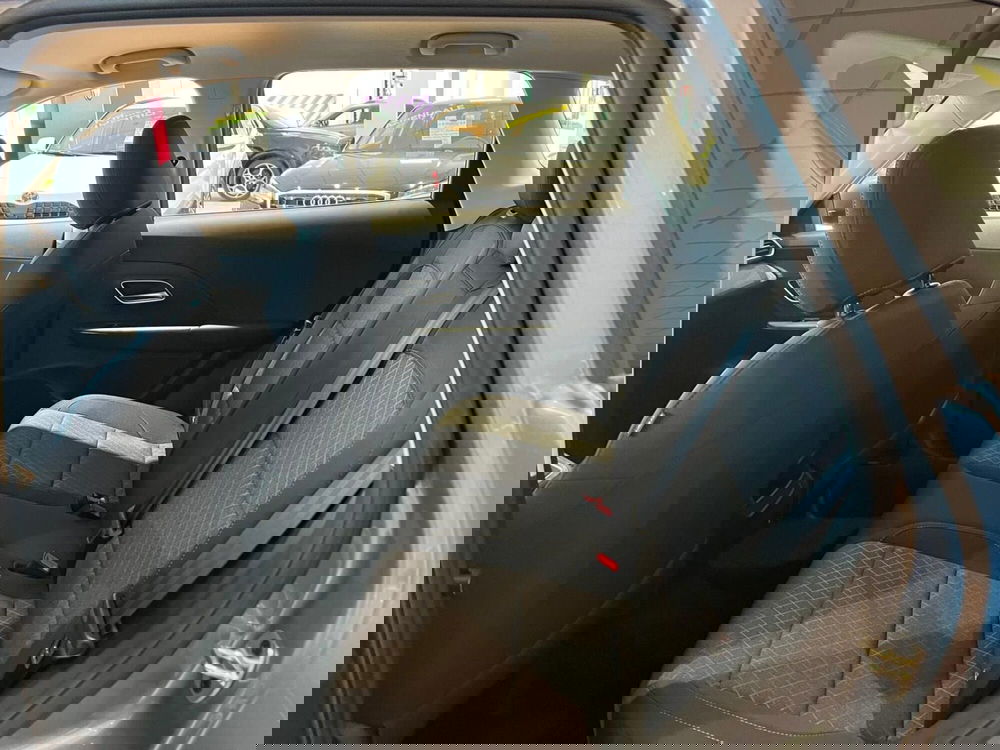 Mg ZS nuova a Milano (14)