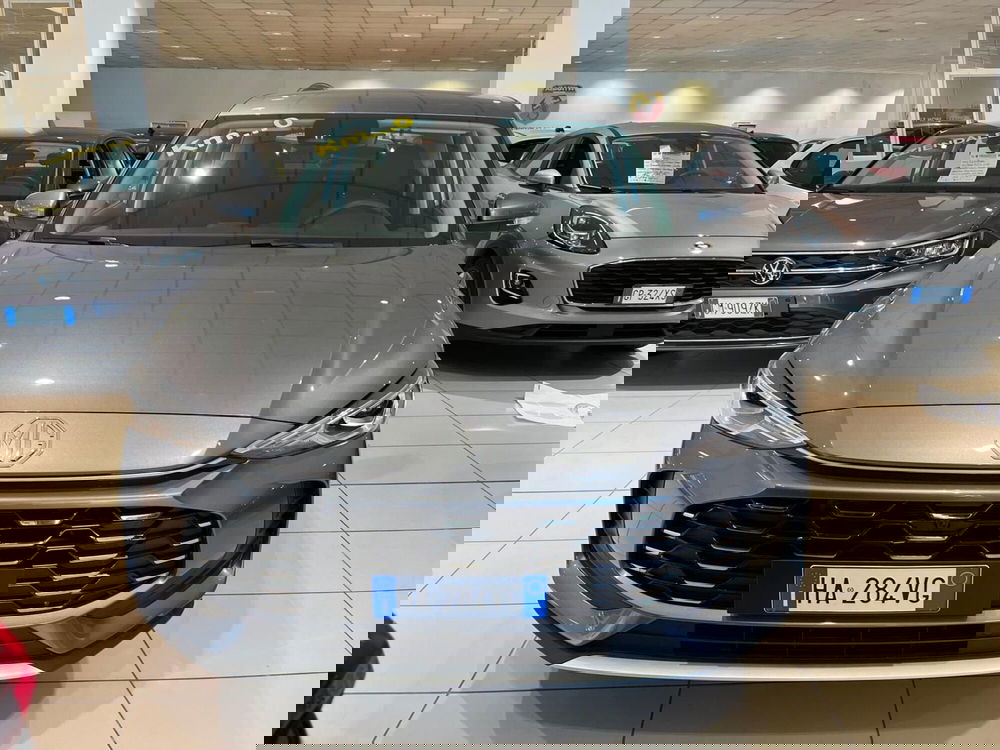 Mg ZS nuova a Milano (2)