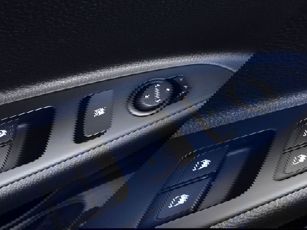 Kia Rio usata a Treviso (16)