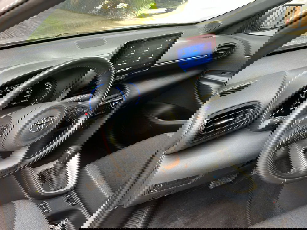 Toyota Yaris Cross nuova a Sassari (18)