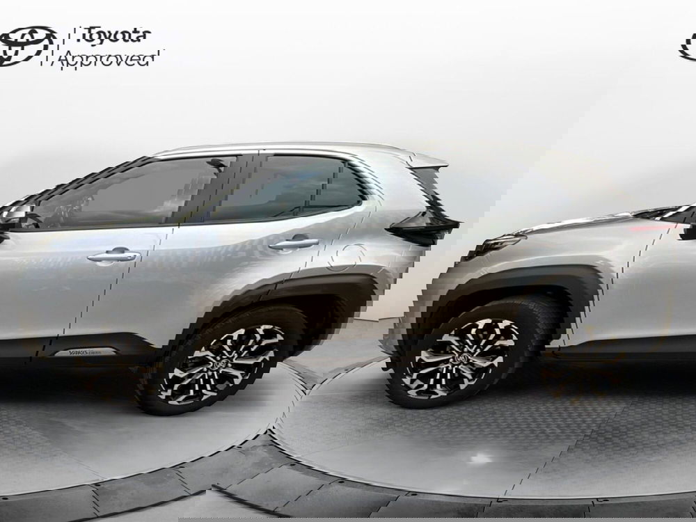 Toyota Yaris Cross nuova a Sassari (2)