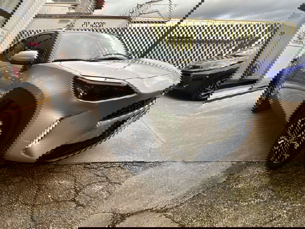 Toyota Yaris Cross nuova a Sassari (8)