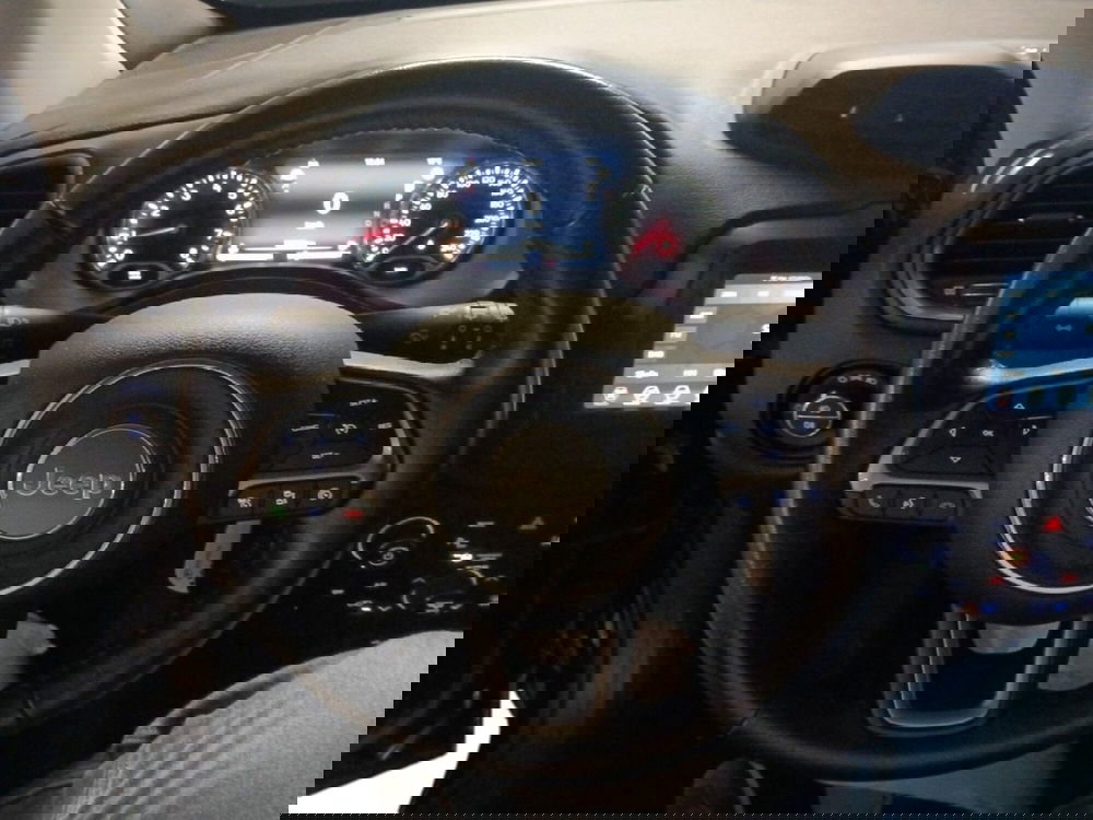 Jeep Renegade usata a Milano (12)