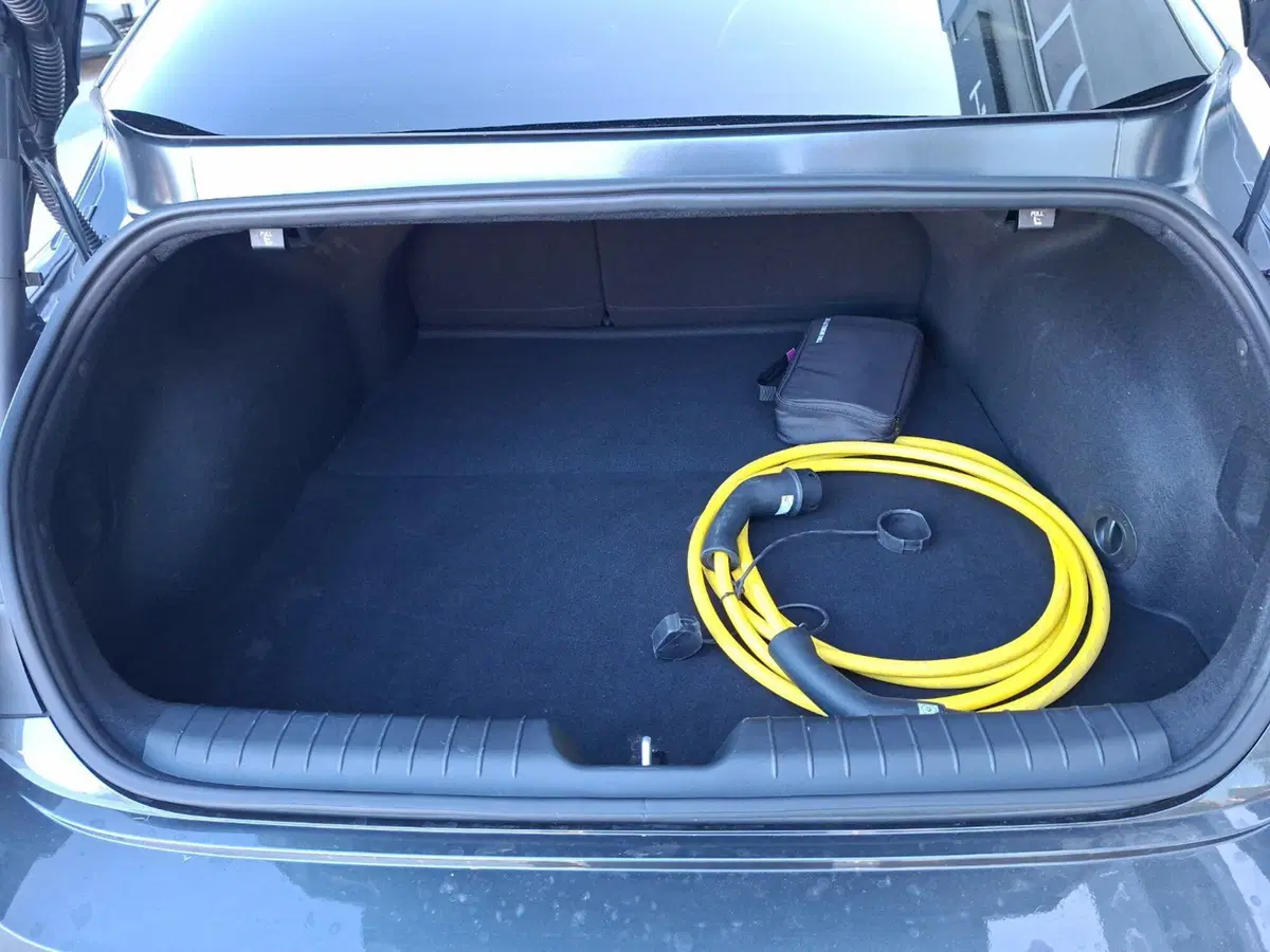 Hyundai Ioniq 5 usata a Macerata (11)