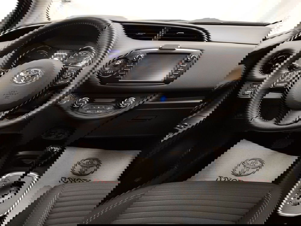 Toyota Yaris usata a Roma (10)