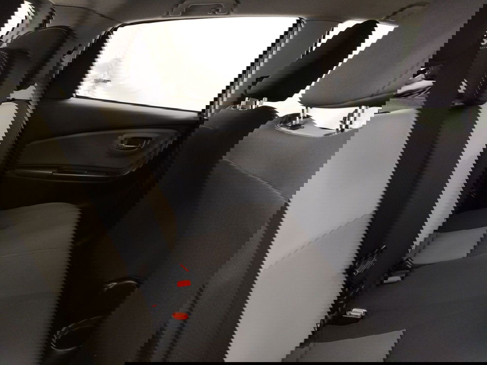 Toyota Yaris usata a Roma (8)