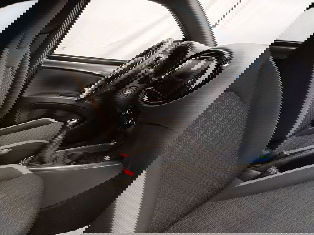 Toyota Aygo X usata a Roma (6)
