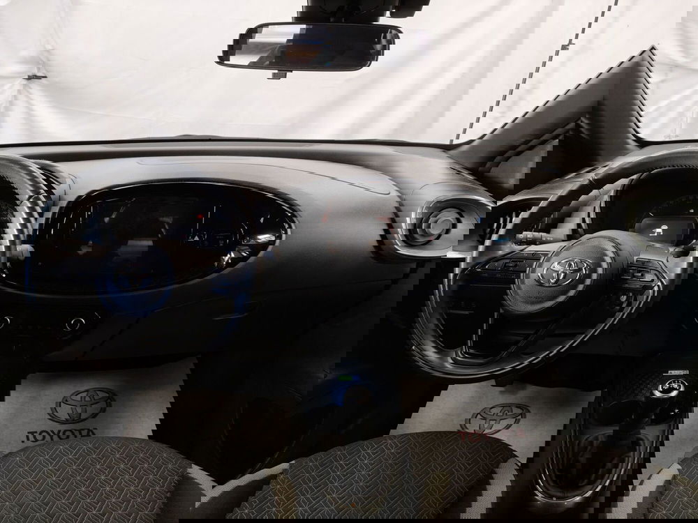 Toyota Aygo X usata a Roma (9)