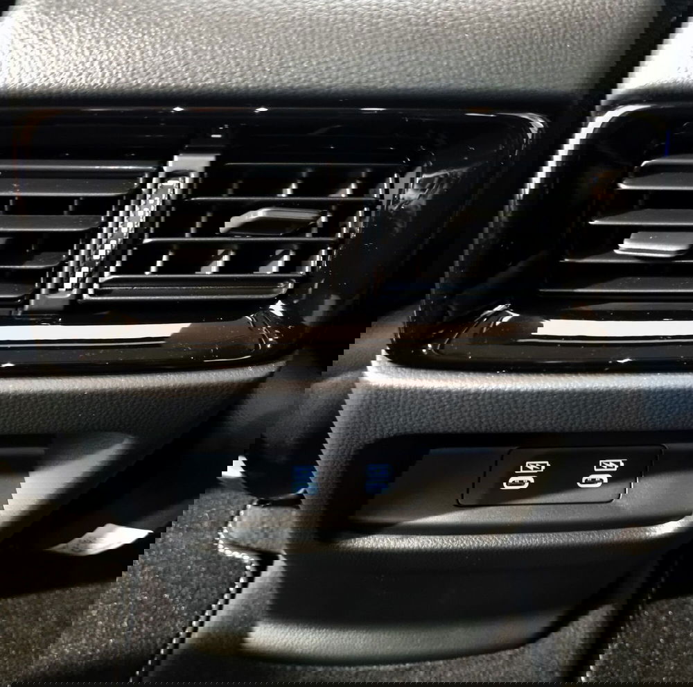 Honda CR-V nuova a Pavia (18)