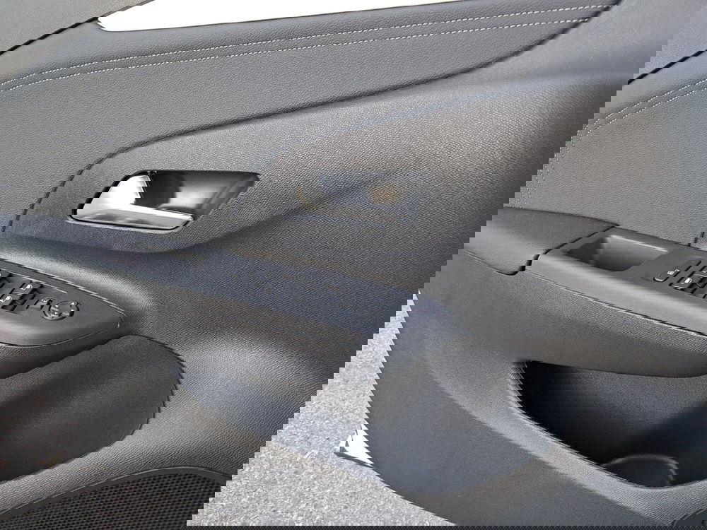 Opel Corsa nuova a Bologna (14)