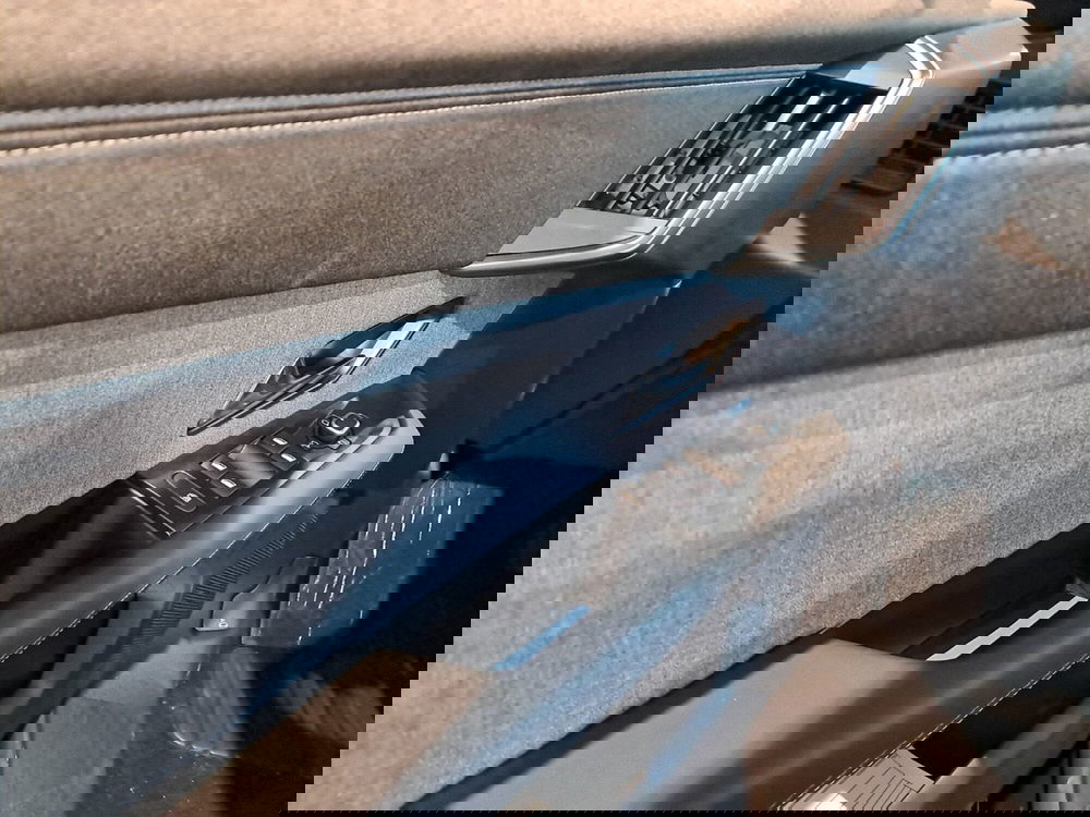 Opel Grandland nuova a Bologna (18)