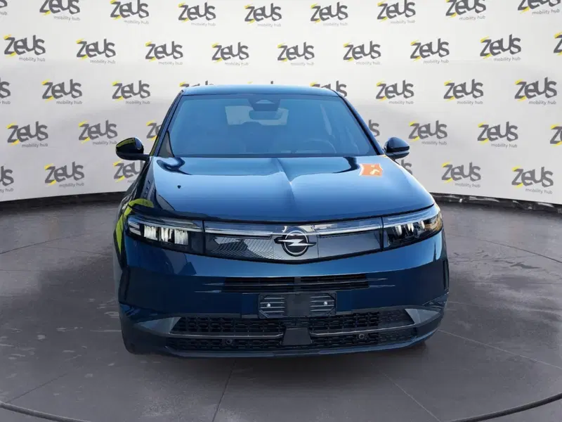 Opel Grandland nuova a Bologna (2)