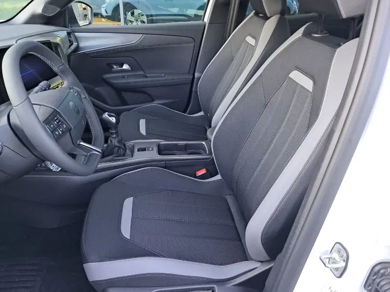 Opel Mokka nuova a Bologna (10)