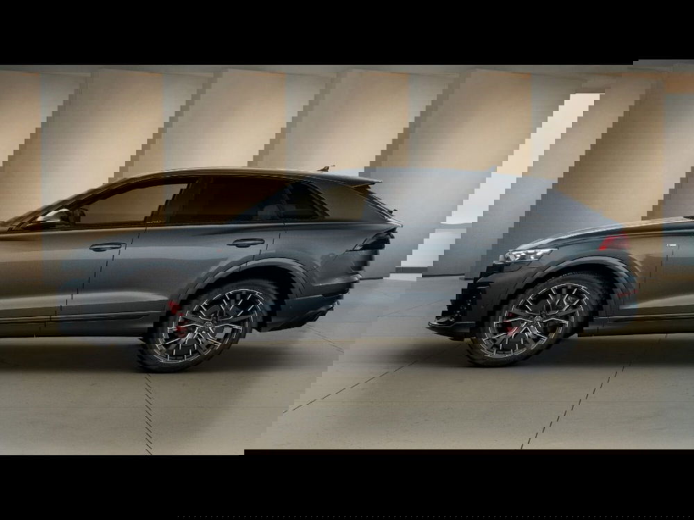 Audi Q8 nuova a Pisa (2)