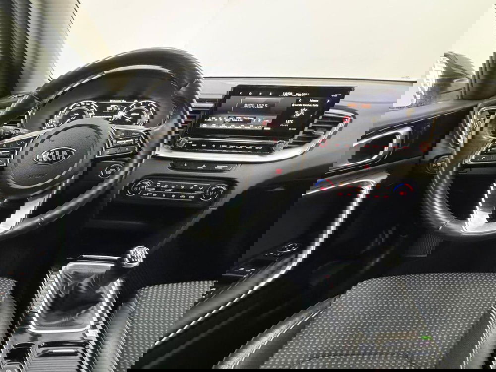 Kia XCeed usata a Como (11)