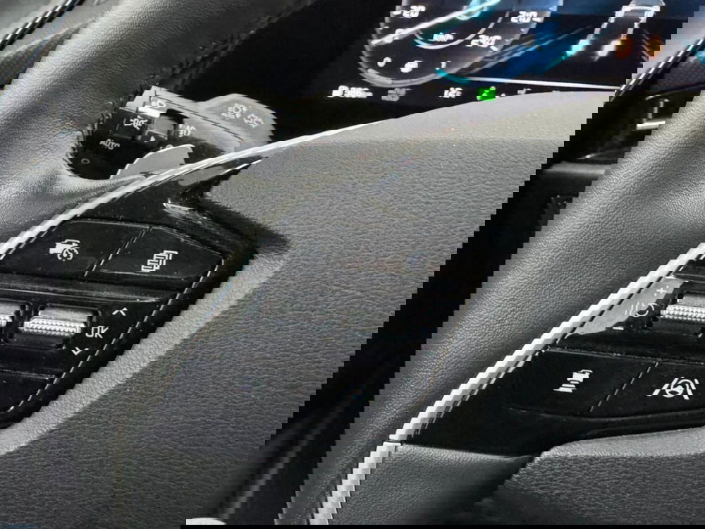 Kia Niro usata a Como (12)