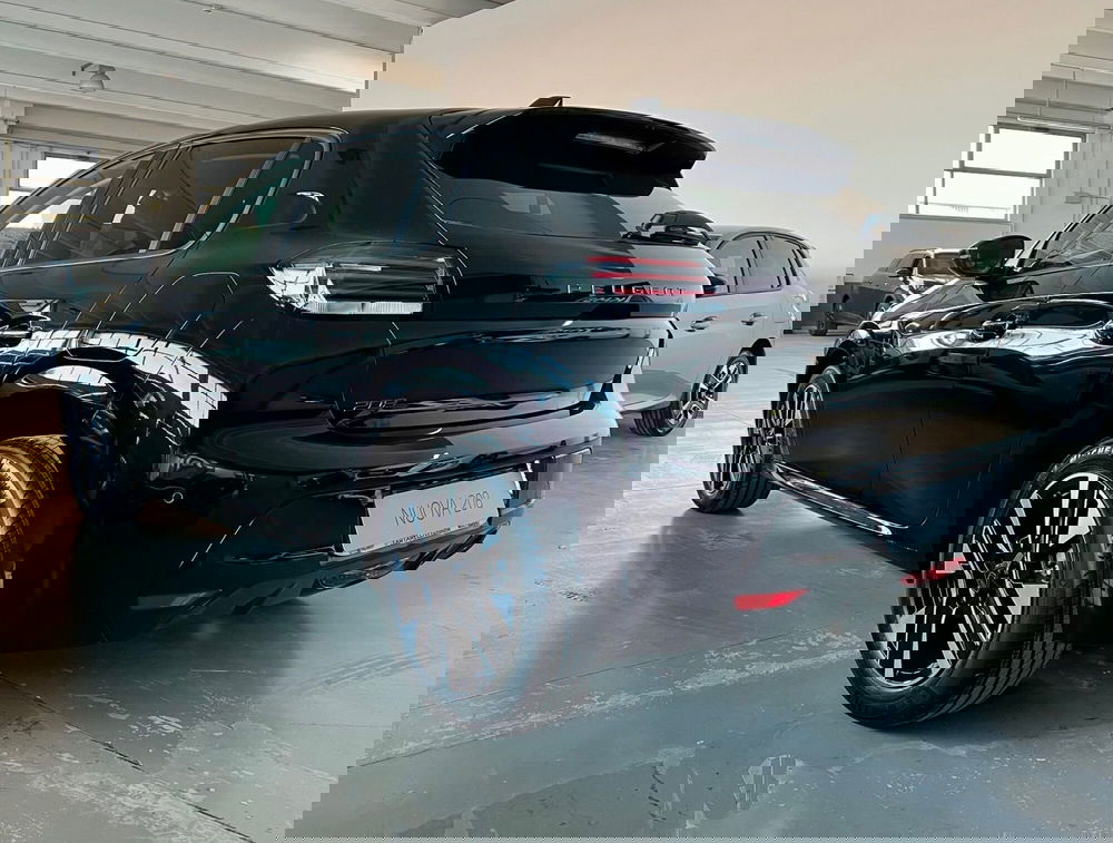 Peugeot 208 nuova a Bari (6)