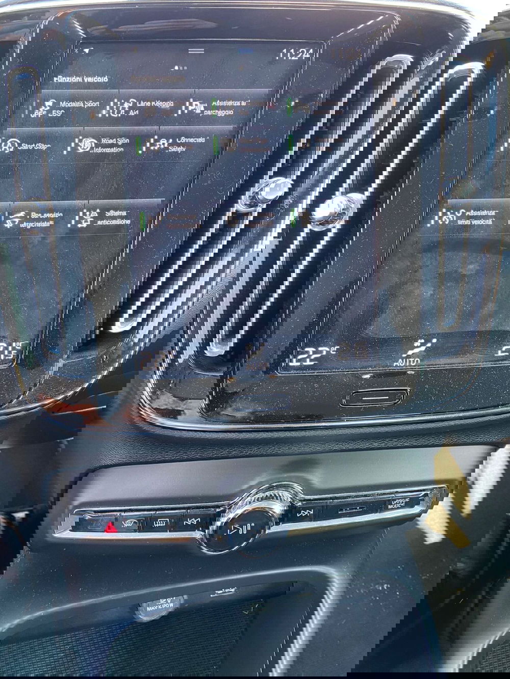 Volvo XC40 usata a Como (10)