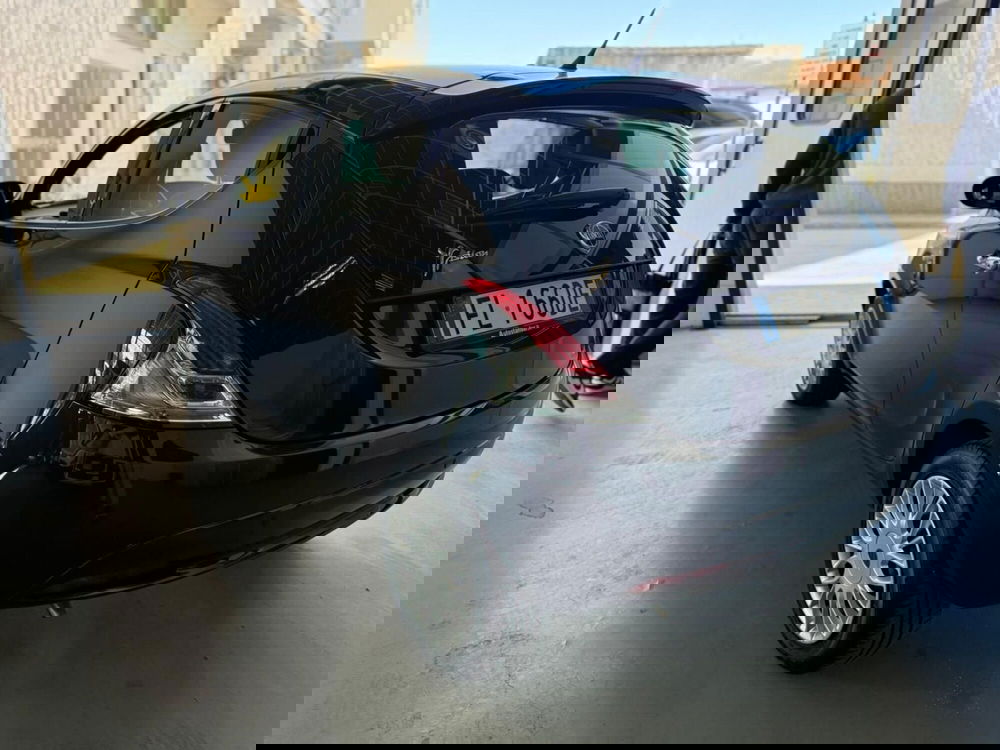 Lancia Ypsilon usata a Torino (3)