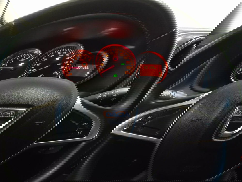 Dacia Sandero usata a Torino (11)