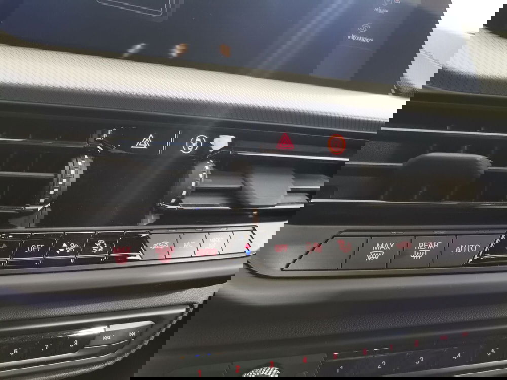 BMW Serie 1 5p. usata a Salerno (20)