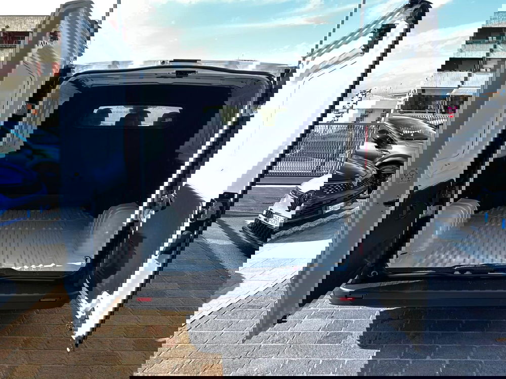 Renault Trafic Furgone nuova a Treviso (8)