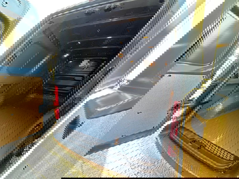 Renault Master Furgone nuova a Treviso (10)