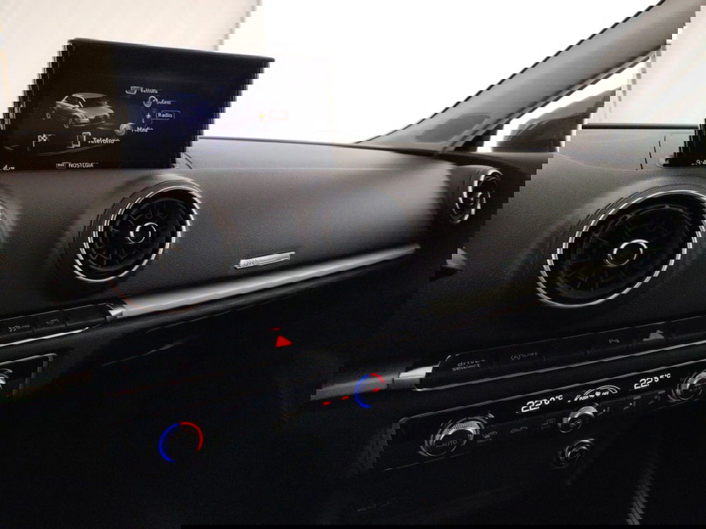 Audi A3 Sportback usata a Massa-Carrara (12)