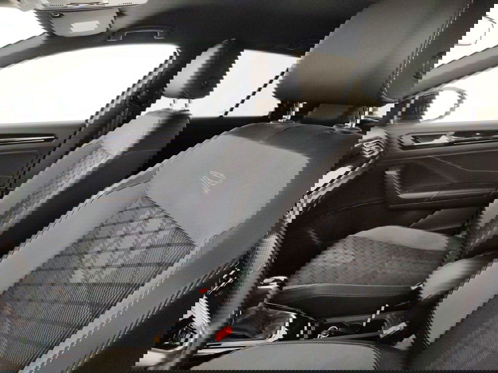 Volkswagen T-Roc usata a Massa-Carrara (9)