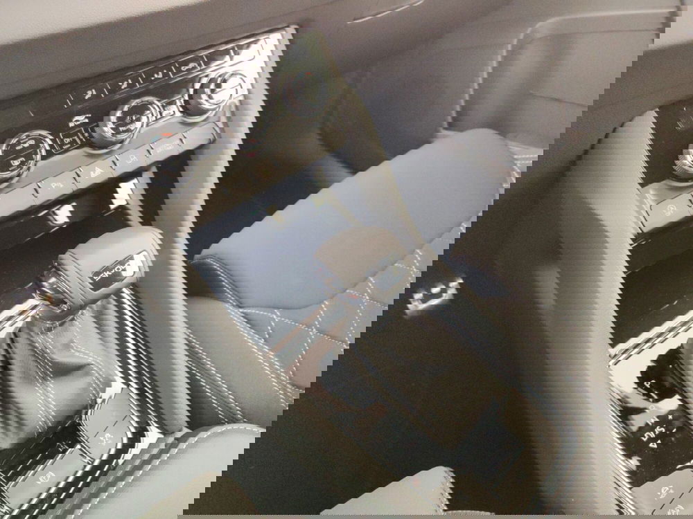 Skoda Karoq nuova a Massa-Carrara (11)