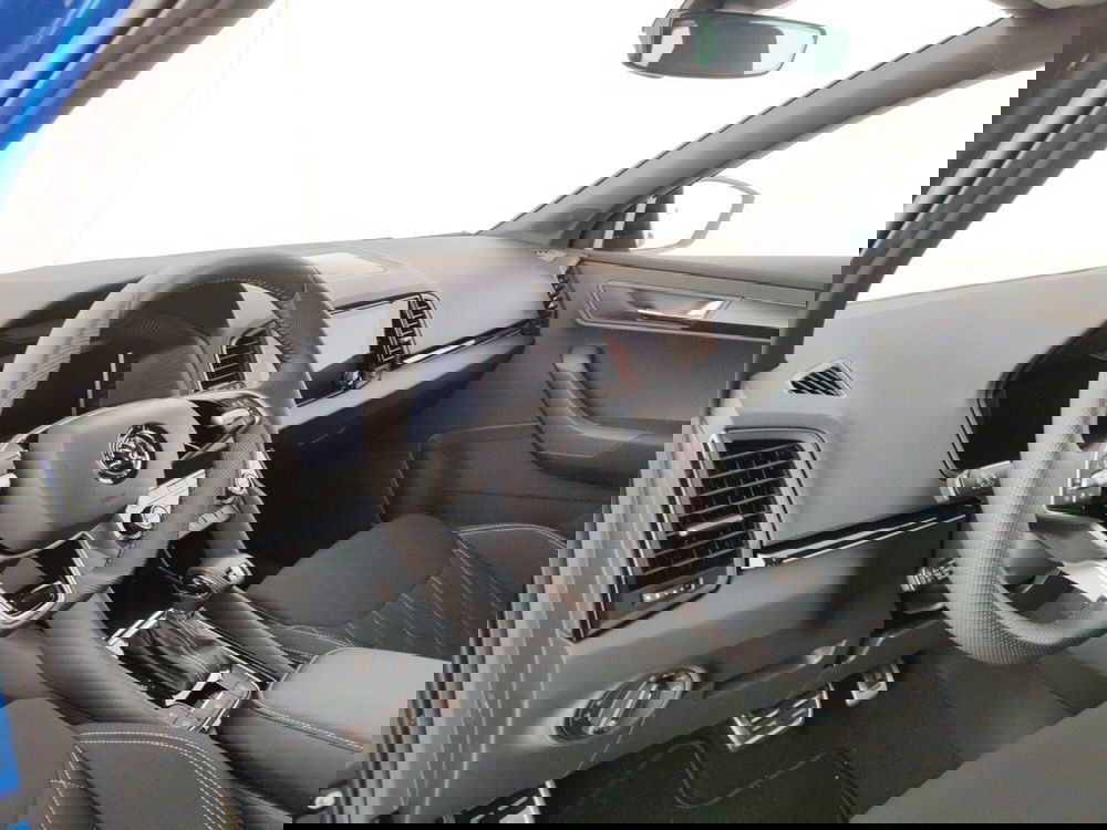 Skoda Karoq nuova a Massa-Carrara (8)