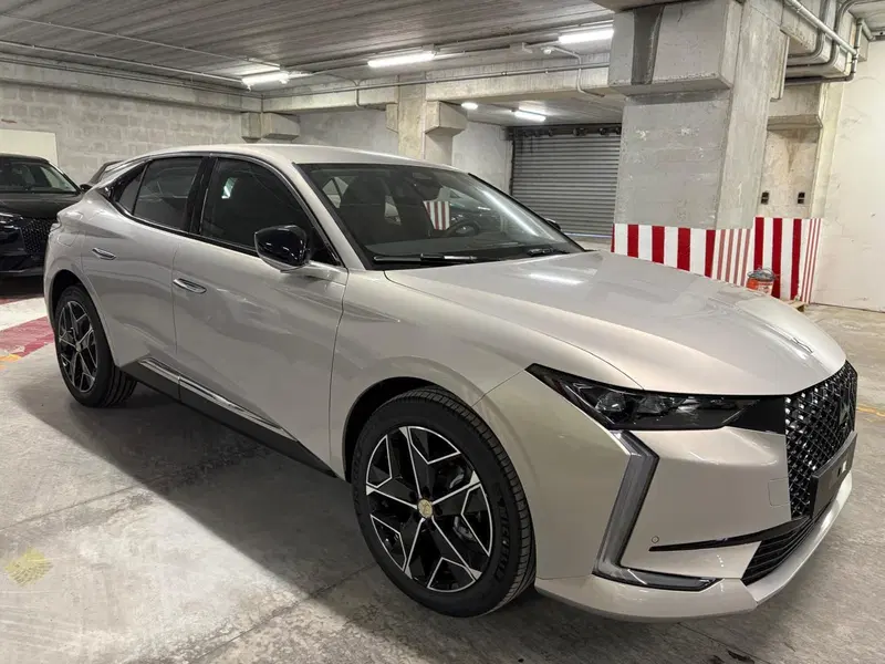Ds DS 4 nuova a Avellino (2)