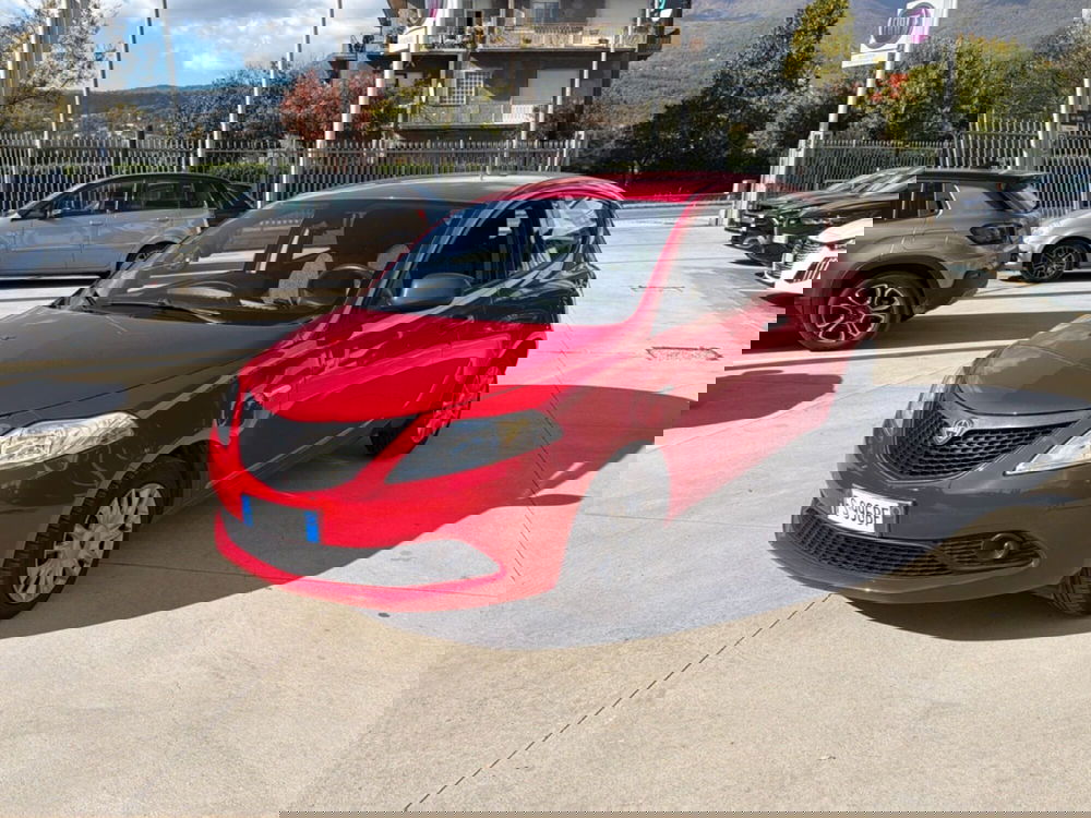 Lancia Ypsilon usata a Frosinone
