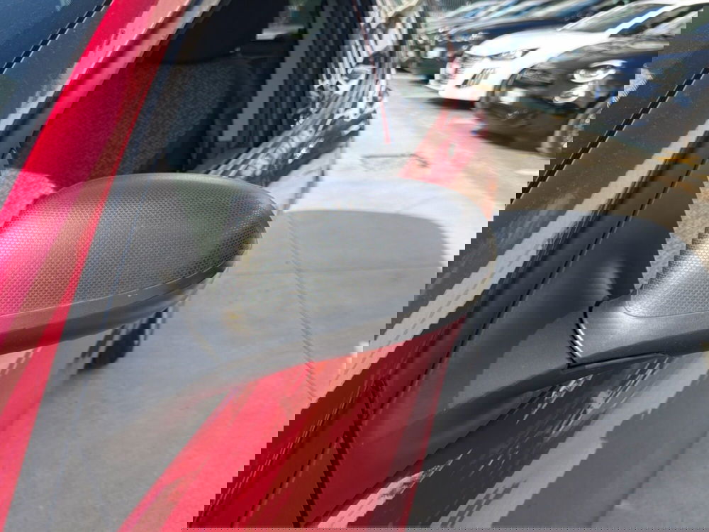 Lancia Ypsilon usata a Frosinone (16)