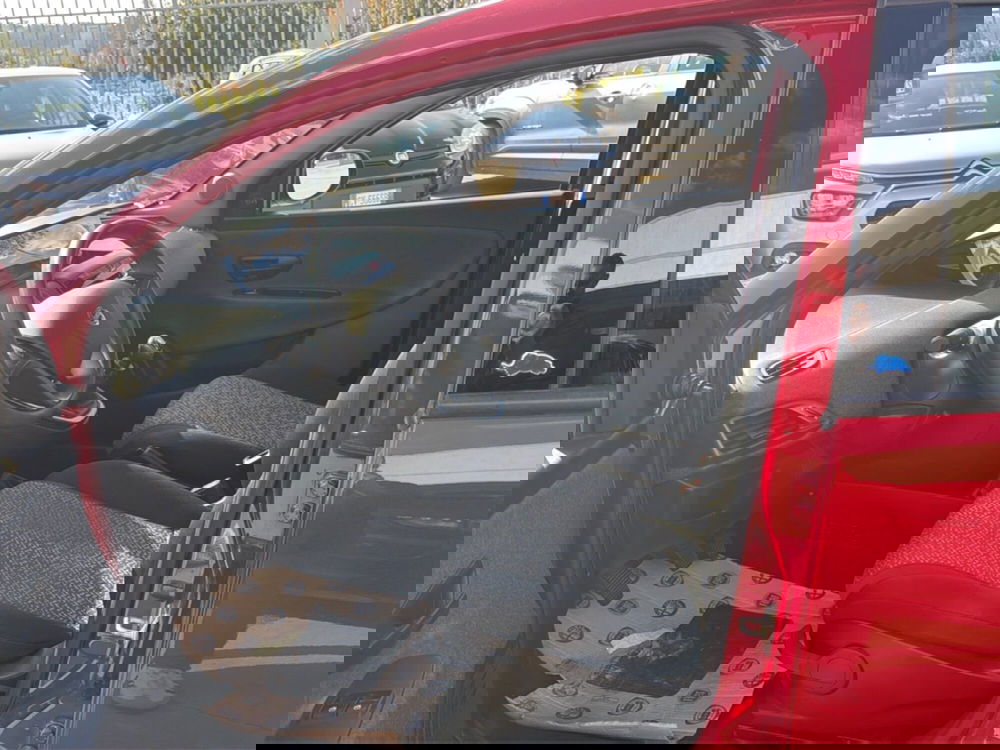 Lancia Ypsilon usata a Frosinone (17)