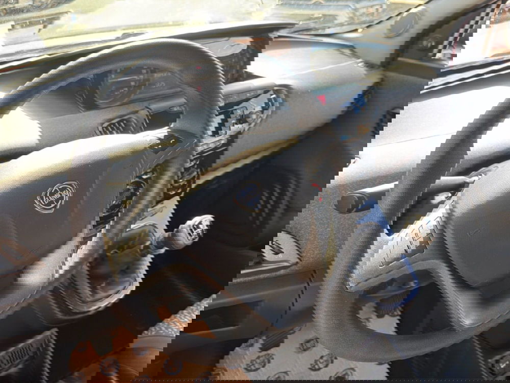 Lancia Ypsilon usata a Frosinone (20)