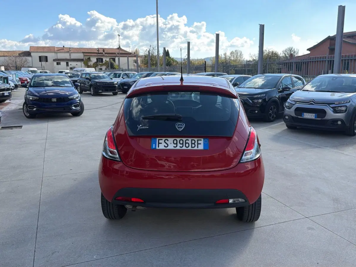 Lancia Ypsilon usata a Frosinone (4)