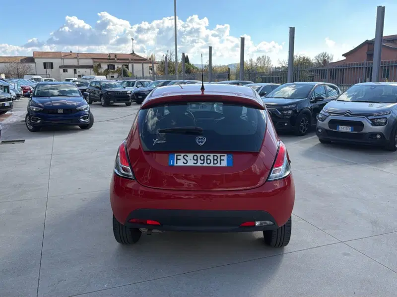 Lancia Ypsilon usata a Frosinone (4)
