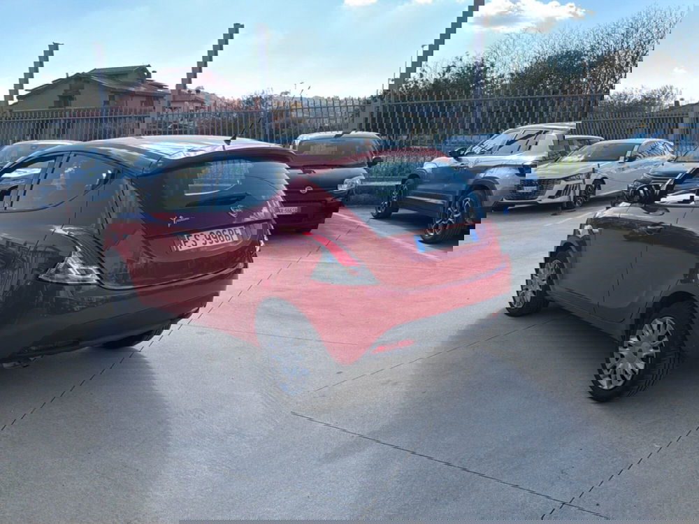 Lancia Ypsilon usata a Frosinone (6)